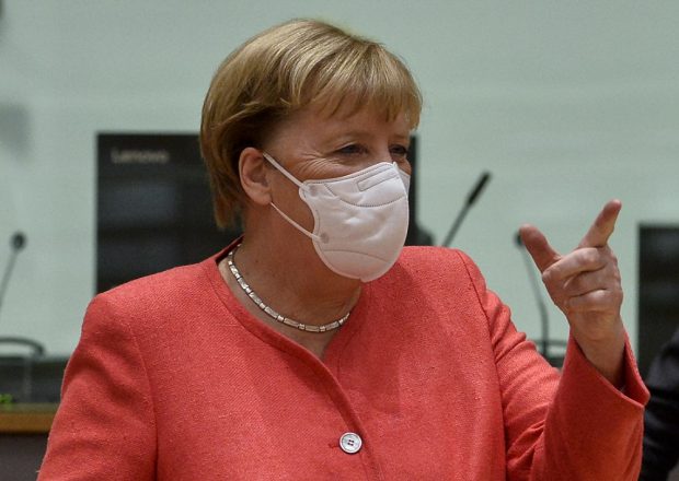 Merkel avertizează, într-o reuniune cu ușile închise, că Germania este pe punctul de a pierde controlul epidemiei COVID