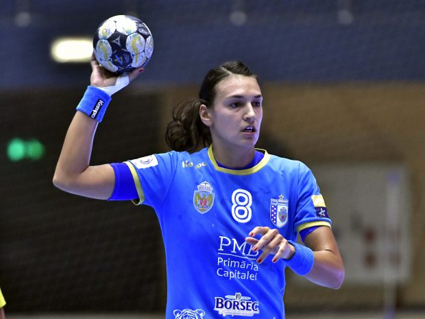 Reacția Federației Române de Handbal, după ce Cristina Neagu a fost înjurată de fanii rapidiști
