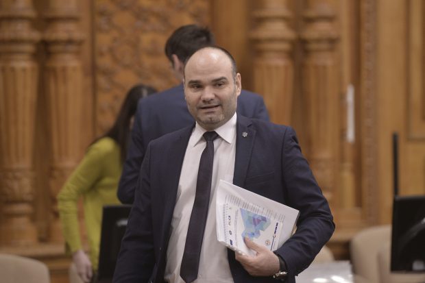 Șeful AEP a fost trimis în judecată pentru abuz în serviciu. Documentele au fost transmise comisiilor juridice