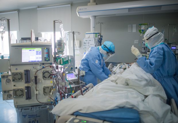 Echipa OMS care vrea să cerceteze originea pandemiei nu a primit toate autorizațiile din partea guvernului chinez pentru intrarea în țară