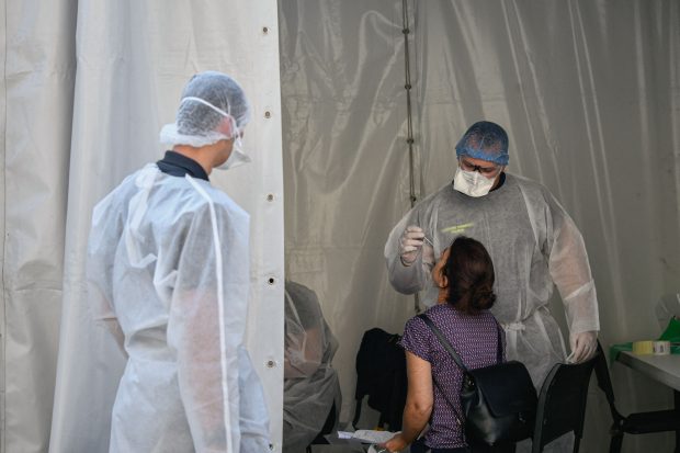 De mâine, în Slovacia, cine iese pe stradă fără un test COVID negativ este amendat
