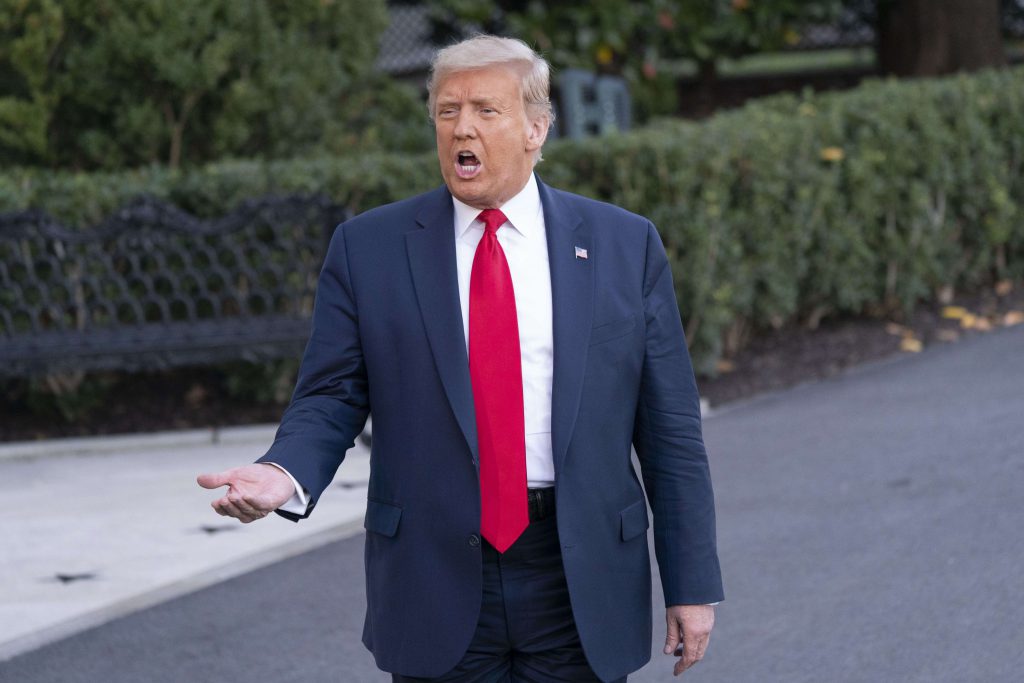 Mitropolitul Moldovei l-a citat pe Donald Trump: ”Locurile de închinare sunt locuri esenţiale”