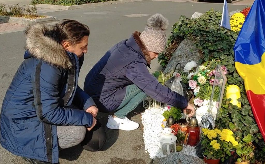 Mercedesul ciuruit în care a fost asasinat Viorel Vili Păun, în Germania, vândut de părinții românului cu 1.000 €: “Singurul nostru copil a murit aici”