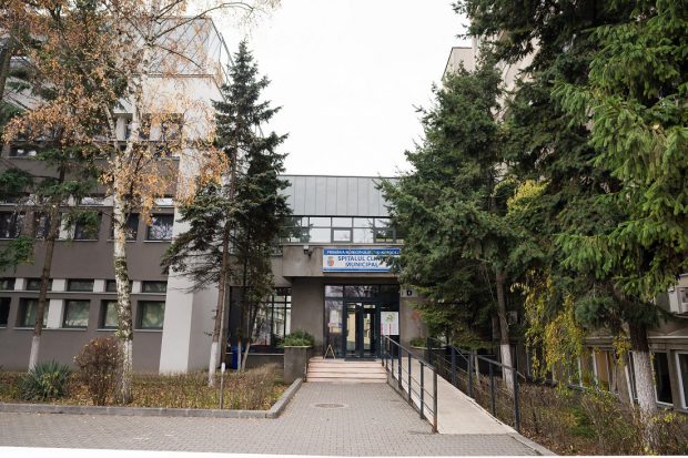 Focar de COVID-19 la Spitalul „Clujana”! 12 angajați de la ATI au fost testați pozitiv