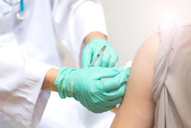 Guvernul britanic impune restricţii exporturilor de vaccinuri împotriva gripei