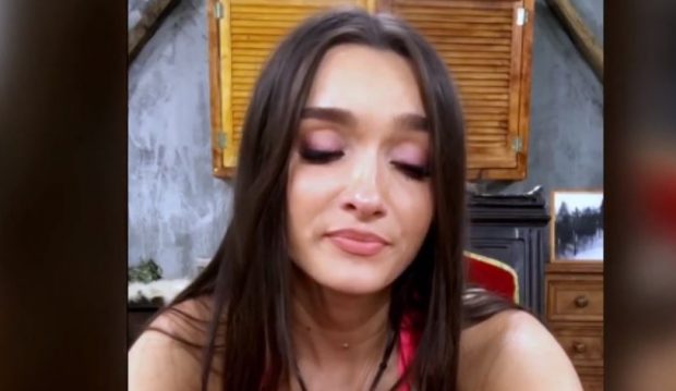 Viviana Sposub a izbucnit în lacrimi și i-a făcut o declarație de dragoste lui George Burcea, în fața tuturor. „Simt să-ți zic că te iubesc! Sunt foarte fericită”