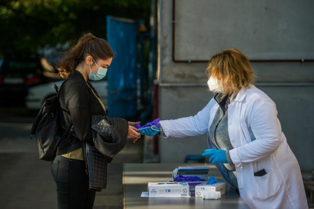Ungaria a depășit în premieră pragul de 3.000 de cazuri noi de COVID-19. Școlile vor funcționa normal