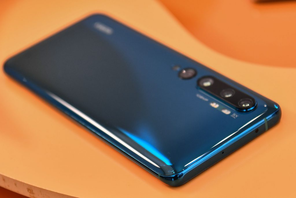 Compania chineză Xiaomi a depășit Apple, devenind al treilea producător de smartphone-uri din lume. Cum arată topul