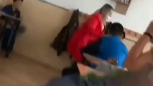 Primarul din Borșa acuză Inspectoratul Școlar că a vrut să ascundă cazul profesoarei care și-a agresat elevii. „Nici vorbă, nu poți tăia capul unui om fără anchetă”