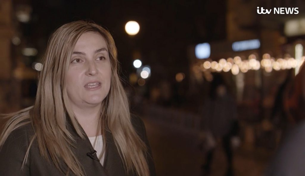 Copilă de 14 ani însărcinată și abuzată de interlopi români care au dus-o în Anglia să se prostitueze