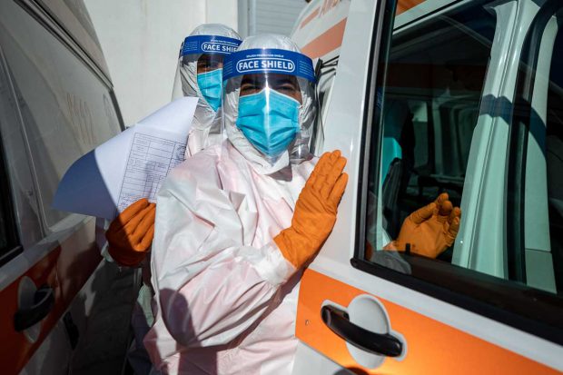 DSP Iași caută șoferi voluntari pentru misiunile de prelevare a probelor de la pacienți suspecții de COVID. „Se tem să meargă, crezând că se pot infecta”