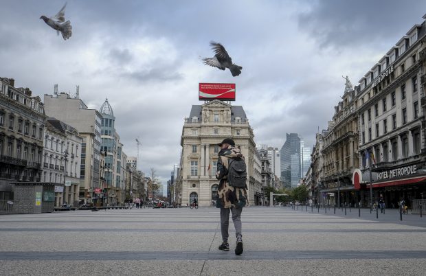 Magazinele se vor redeschide în Belgia de la 1 decembrie. Carantina parțială rămâne în vigoare