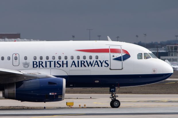 Anchetă la British Airways. O stewardesă s-a oferit să întrețină relații intime cu pasagerii în timpul zborurilor