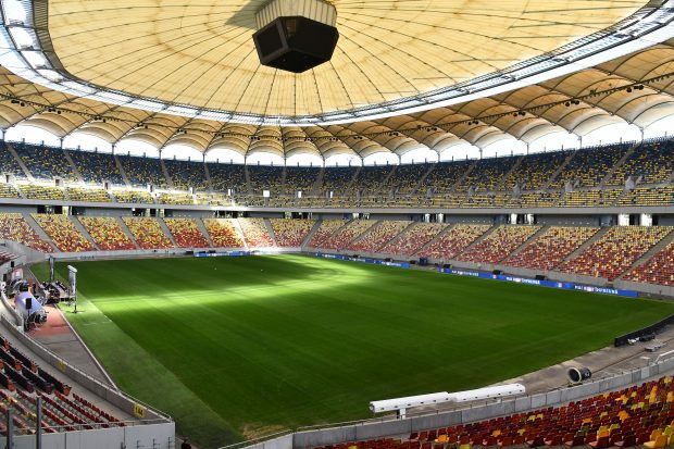 Arena Naţională se închide, după ce acoperişul riscă să se prăbuşească. Primarul general a trimis corpul de control