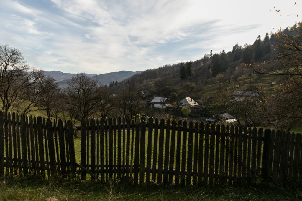 Una dintre victimele incendiului de la SJU Piatra Neamţ îşi pierduse, acum două săptămâni, soţul. Fiul femeii: „Mama se ruga să nu moară înaintea lui tata”