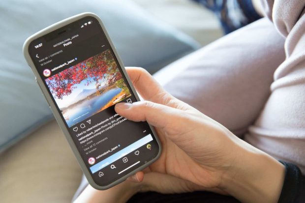 Apple a instalat setări de intimitate pe iPhone care permit utilizatorilor să evite monitorizarea din partea Facebook