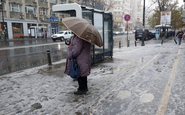 După două zile cu vijelii și viscol, meteorologii anunță cum va fi vremea zilele următoare. „Veste bună e că se încălzește din nou”