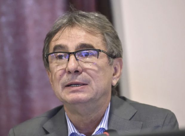 URMARITI LIVE | Peste 1.000 de pacienți cu COVID la Terapie Intensivă, în plină campanie de vaccinare. Explicațiile medicului Dorel Săndesc, în direct la Adriana Nedelea LA FIX