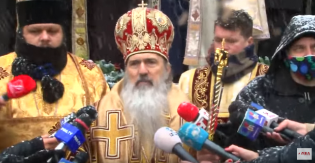 Arhiepiscopul Tomisului, la finalul slujbei de Sf. Andrei: ”Eu nu mă păzesc, că nu am timp”