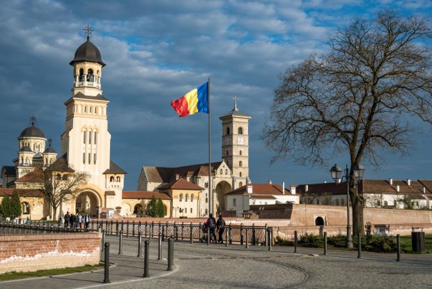 Alba Iulia revine în scenariul roșu. Autoritățile vor anunța zilele următoare în ce variantă vor reveni elevii la cursuri