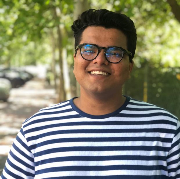 Alături de prietenii săi români, un tânăr indian a pornit o comunitate care cheamă la vot: „Țara asta are foarte mult potențial“