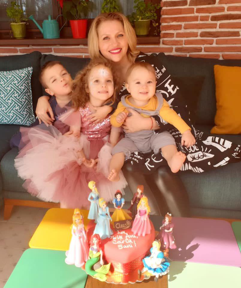 Mirela Vaida a pierdut două sarcini înainte de a deveni pentru prima oară mamă. Acum are trei copii și vorbește despre un moment delicat din viața ei