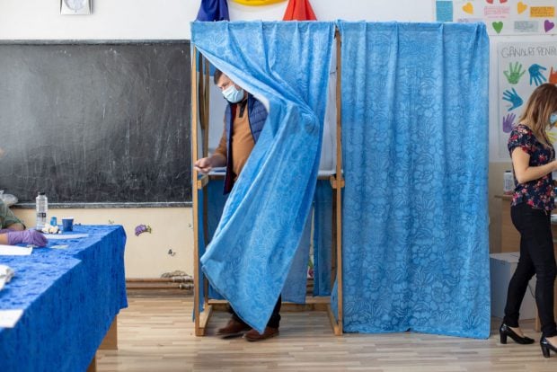 Cum se votează în localitățile carantinate. Cu trei zile înainte de alegeri nu există nicio decizie oficială, doar un răspuns semnat de Arafat