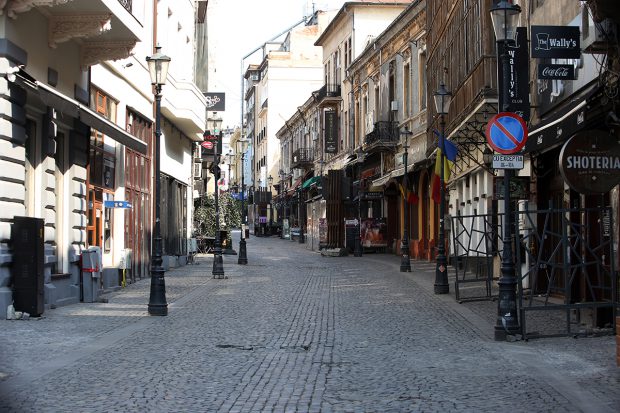 Amenzi de peste 500.000 de lei date de Protecția Consumatorilor în Centrul Vechi. Care sunt principalele nereguli sesizate