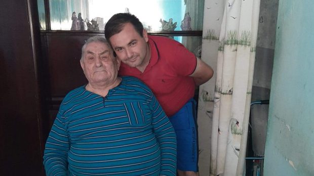 Nepotul lui Gheorghe Tătar, decedat de Covid după patru zile fără tratament la SJU Satu Mare: „De ce mor oamenii pe bandă aici, ca și cum ai tăia porcii la măcelărie?”