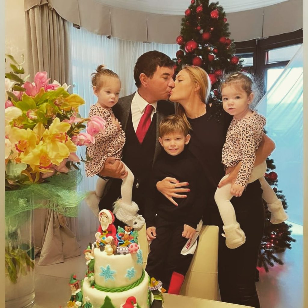 Valentina Pelinel, despre viața la 40 de ani. „Mă simt și sunt o femeie împlinită. Voi continua să iubesc”