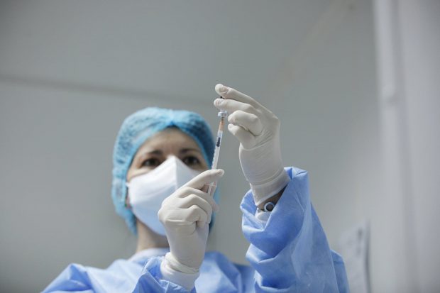 Când ajung următoarele doze de vaccin anti-COVID în România