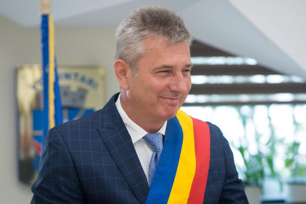Primăria condusă de Florentin Pandele va cumpăra o rețea de radio. Consiliul local are și postul TV Metropola