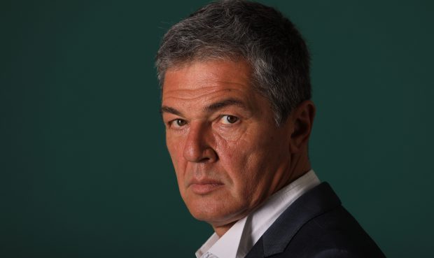 Actorul Adrian Păduraru este noua voce TVR 2. „A fost un proiect la care am ținut foarte mult”