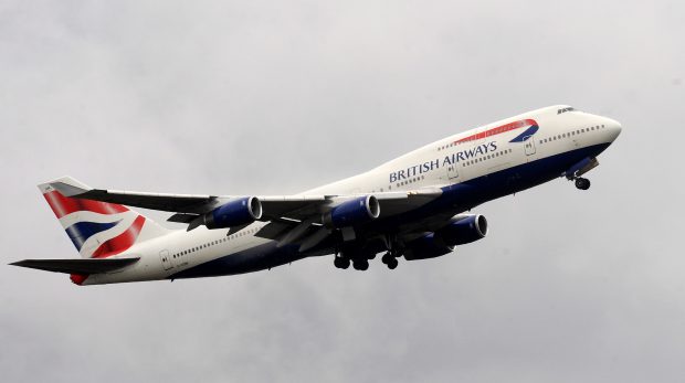 Un avion care venea din Marea Britanie cu 33 de pasageri la bord a aterizat în Suedia, în ciuda interdicției de zbor din cauza Covid