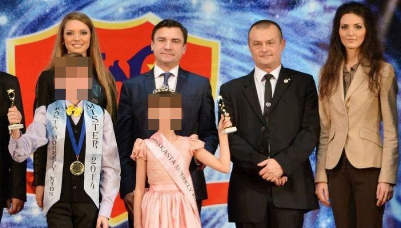 Fetele primarului Mihai Chirica au defilat pe scenă la evenimente organizate de Kasta Morrely