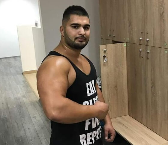 Cum au scăpat cu închisoare cu suspendare interlopii din clanul Nixon, după ce l-au atacat cu macetele pe patronul unei pizzerii din Buzău