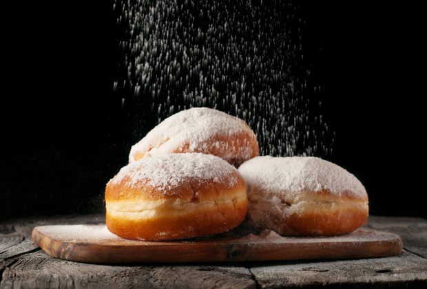 Gogoși pufoase – rețete pentru gogoși delicioase și aromate