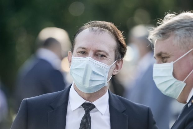 Ne grăbim să nu dezvoltăm educația. Despre prioritățile unui guvern instalat pe genunchi