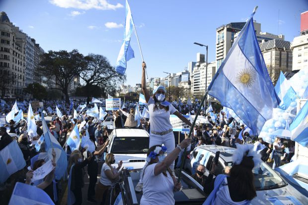 Argentina introduce impozitul extraordinar pe marile averi. 12.000 de persoane afectate