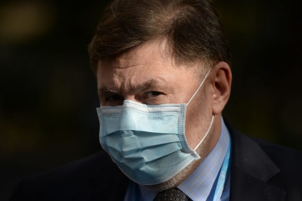 Alexandru Rafila, testat pozitiv cu COVID-19. „Mă simt bine”