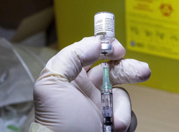Elveția a autorizat vaccinul anti-COVID-19 fabricat de Pfizer: „Avantajele sunt mai mari decât riscurile”
