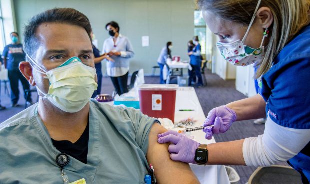 SUA vor achiziționa aproape 8 milioane de doze suplimentare de vaccin anti-COVID-19