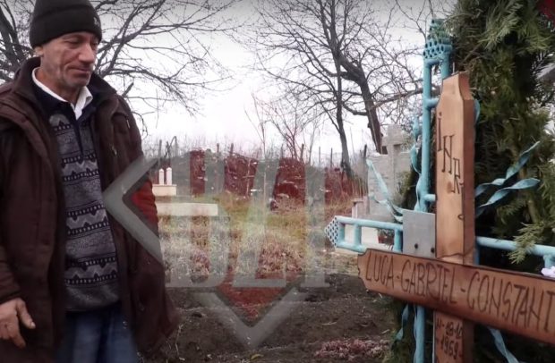 VIDEO / Bărbatul îngroapat la Iași și „înviat” după 40 de zile s-a dus la cimitir, să-și vadă crucea: „De bucurie că trăiesc, am dat de băut!”