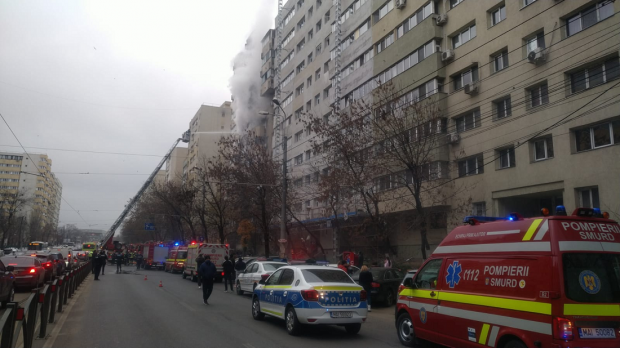 Trei persoane s-au luat la bătaie și au fost reținute, după incendiul din cartierul Colentina