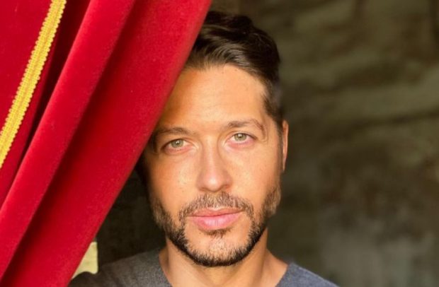 Jorge a spus adevărul despre fiul său, în vârstă de 4 ani. „Mi-a cerut cu disperare o păpușă și să-l dau cu ojă. Nu mă deranjează, poate alege ce vrea să fie când va fi mare”