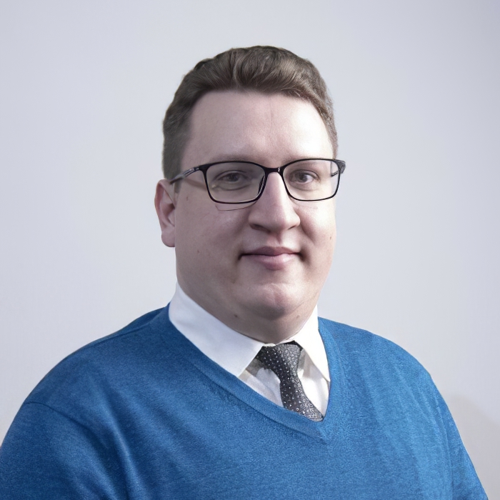 Semnatarul contractului fără licitație pentru cele 460 de paturi ATI spune că ministerul a decis ”să nu facă mare tam-tam”, ca să nu crească prețul!