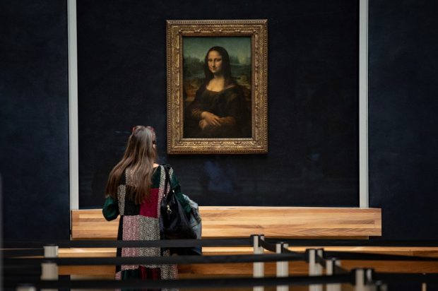 O persoană a plătit 80.000 de euro pentru a admira de aproape tabloul „Mona Lisa”