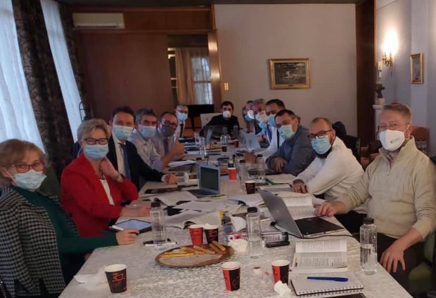 Blocaj după cinci ore de negocieri PNL, USR-PLUS și UDMR pe cele mai importante funcții: șefia guvernului și a celor două Camere