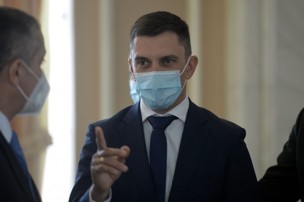 Ministrul Sportului vrea ca fiecare zi de școală să înceapă cu 45 de minute de mișcare și nutriție