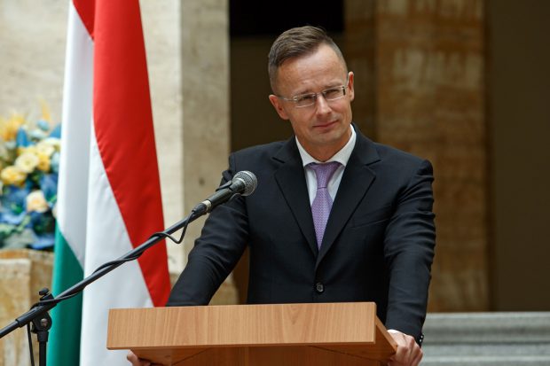 Ministrul de externe al Ungariei: „Vom continua programul de dezvoltare economică în Ardeal”. Câți bani vor fi investiți